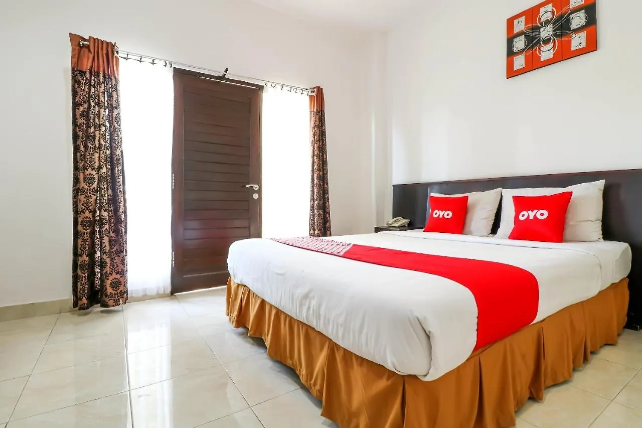 Capital O 1666 Grand Pudjawan Hotel Near Kuta Beach Кута