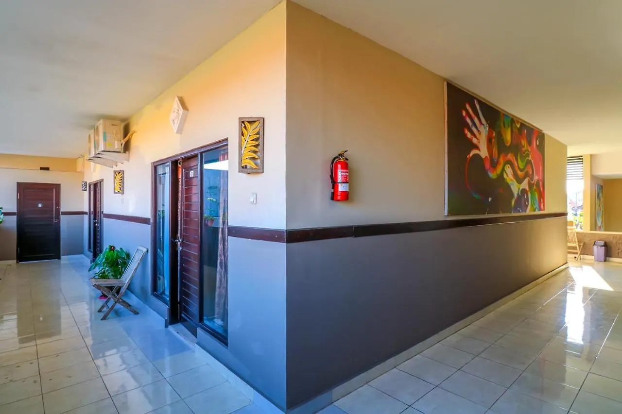 **  Capital O 1666 Grand Pudjawan Hotel Near Kuta Beach Индонезия