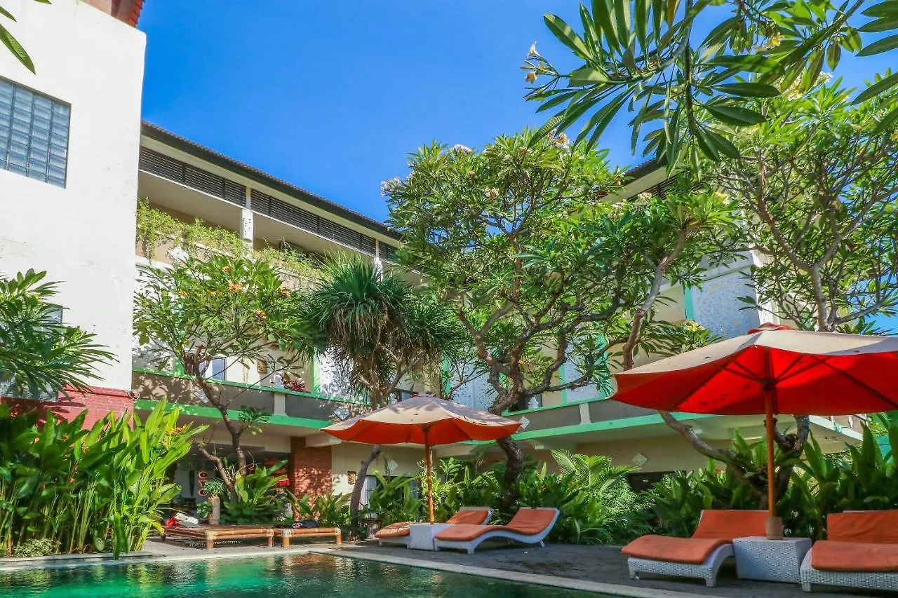 **  Capital O 1666 Grand Pudjawan Hotel Near Kuta Beach Индонезия
